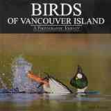 Birds of Vancouver Island : a photographic journey / Glenn Bartley.